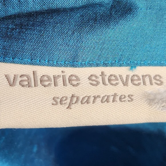 Valerie Stevens Blue Silk Stitch Accent Long Sleeve Hidden Button Top Size Large - Picture 7 of 9